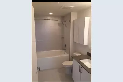 999 SW 1st Ave #2005, Miami, FL 33130 - Photo 9