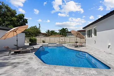 26 NE 88th St, El Portal, FL 33138 - Photo 23