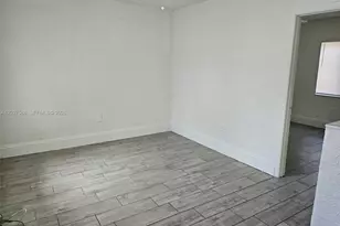 709 NE 4th Ct., Hallandale Beach, FL 33009 - Photo 11