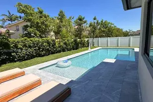 4572 SW 178th Ave, Miramar, FL 33029 - Photo 9