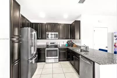 23440 SW 110th Ave, Homestead, FL 33032 - Photo 3