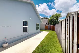 9203 Arborwood Cir, Davie, FL 33328 - Photo 37