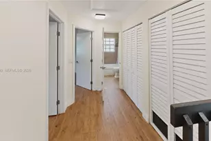 9203 Arborwood Cir, Davie, FL 33328 - Photo 27