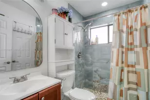 9521 NW 18th Manor, Plantation, FL 33322 - Photo 9