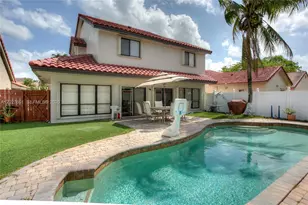 9521 NW 18th Manor, Plantation, FL 33322 - Photo 5