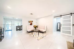 1101 NE 5th St, Hallandale Beach, FL 33009 - Photo 5