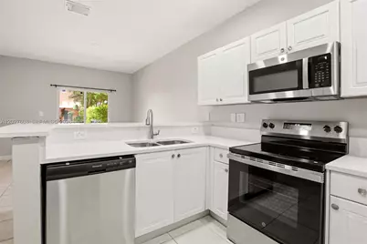 22946 SW 112th Pl, Miami, FL 33170 - Photo 13