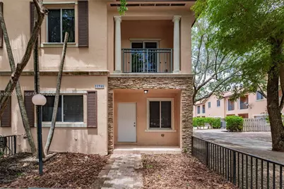 22946 SW 112th Pl, Miami, FL 33170 - Photo 3