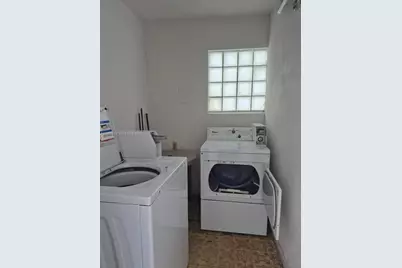 7041 Pembroke Rd #2, Pembroke Pines, FL 33023 - Photo 17