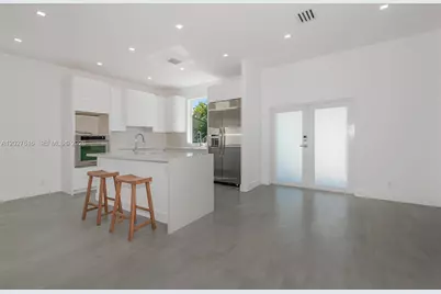 651 NE 172nd St, Miami, FL 33162 - Photo 11