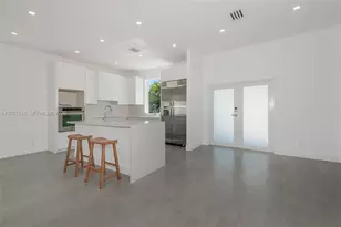 651 NE 172nd St, Miami, FL 33162 - Photo 11