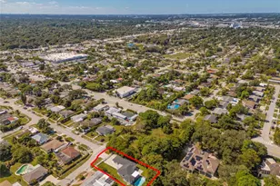 651 NE 172nd St, Miami, FL 33162 - Photo 3