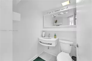16485 Collins Ave, Sunny Isles Beach, FL 33160 - Photo 39