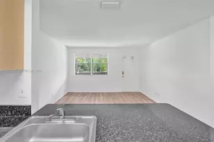 767 NW 104th Ave, Pembroke Pines, FL 33026 - Photo 13