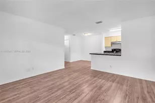 767 NW 104th Ave, Pembroke Pines, FL 33026 - Photo 7
