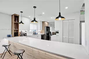 8946 SW 150th Ct Cir E, Miami, FL 33196 - Photo 9