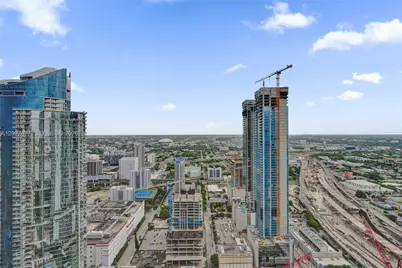 900 Biscayne Blvd #5412, Miami, FL 33132 - Photo 41