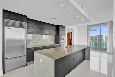 900 Biscayne Blvd #5412, Miami, FL 33132 - Photo 21