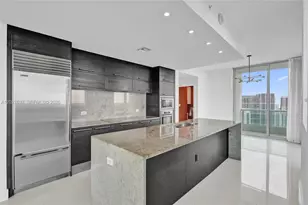 900 Biscayne Blvd, Miami, FL 33132 - Photo 21