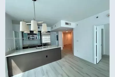 500 Brickell Ave #3910, Miami, FL 33131 - Photo 13
