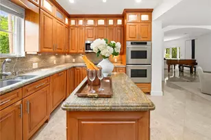 1776 Michigan Ave, Miami Beach, FL 33139 - Photo 13