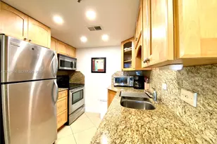 20505 E Country Club Dr, Aventura, FL 33180 - Photo 11