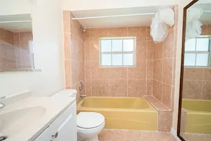 5613 Pierce St, Hollywood, FL 33021 - Photo 15