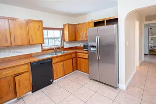 5613 Pierce St, Hollywood, FL 33021 - Photo 9