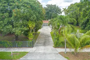 5613 Pierce St, Hollywood, FL 33021 - Photo 3