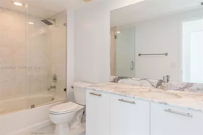 951 Brickell Ave #3706, Miami, FL 33131 - Photo 27