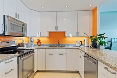 2301 Collins Ave #1210, Miami Beach, FL 33139 - Photo 5