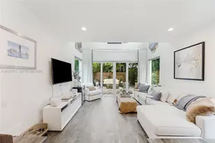 2792 SW 22nd Ave, Miami, FL 33133 - Photo 9