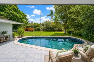 14001 S Biscayne River Dr, Miami, FL 33161 - Photo 15