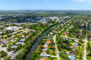 14001 S Biscayne River Dr, Miami, FL 33161 - Photo 19