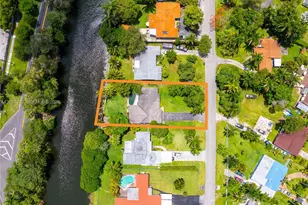 14001 S Biscayne River Dr, Miami, FL 33161 - Photo 17