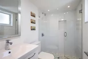 200 Galen Dr, Key Biscayne, FL 33149 - Photo 13
