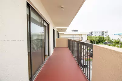 995 SW 84th Ave #408, Miami, FL 33144 - Photo 35