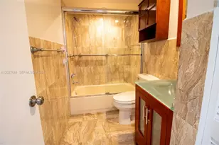 995 SW 84th Ave, Miami, FL 33144 - Photo 13
