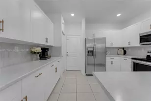 1400 SE 26th Rd, Homestead, FL 33035 - Photo 9