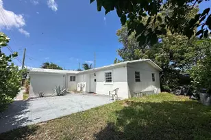 685 SW 7th Terrace, Dania Beach, FL 33004 - Photo 5