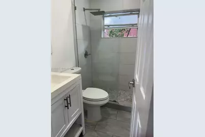 685 SW 7th Terr, Dania Beach, FL 33004 - Photo 35