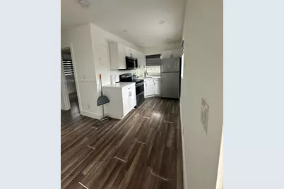 685 SW 7th Terr, Dania Beach, FL 33004 - Photo 31