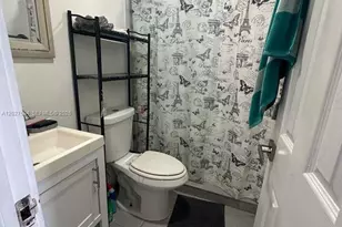 685 SW 7th Terrace, Dania Beach, FL 33004 - Photo 25