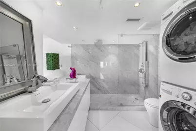 400 S Pointe Dr #2310, Miami Beach, FL 33139 - Photo 21