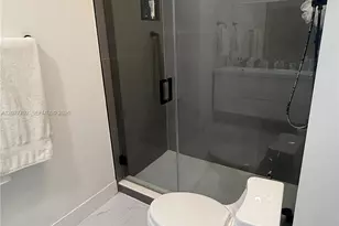 4704 NW 114th Ave, Doral, FL 33178 - Photo 5