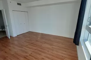 90 SW 3rd St, Miami, FL 33130 - Photo 9