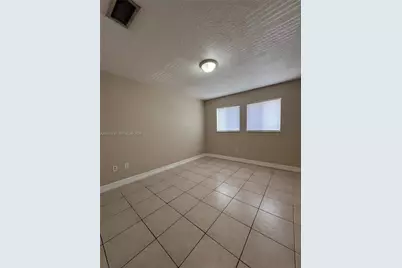 5694 W 25th Ct #5694, Hialeah, FL 33016 - Photo 23
