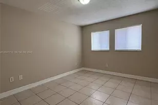 5694 W 25th Ct, Hialeah, FL 33016 - Photo 23