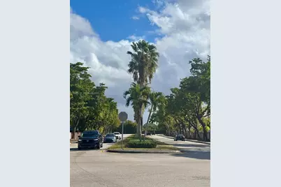 6492 SW 129th Ave, Miami, FL 33183 - Photo 3