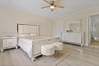 1051 SW 95th Ter, Pembroke Pines, FL 33025 - Photo 21
